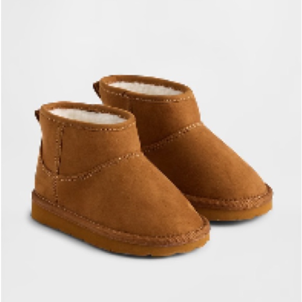 NEW Baby Gap Cozy Brown Kids Boots Size 6